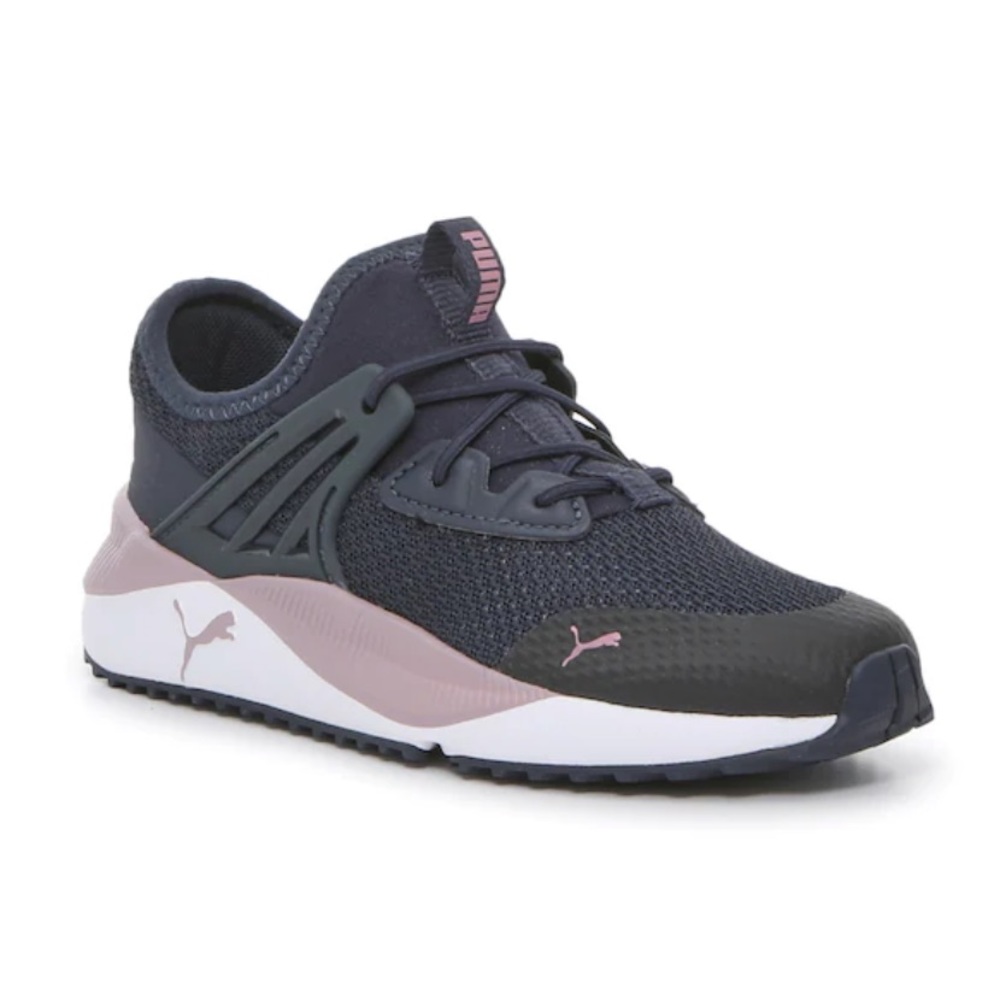 Puma girls sneakers!!